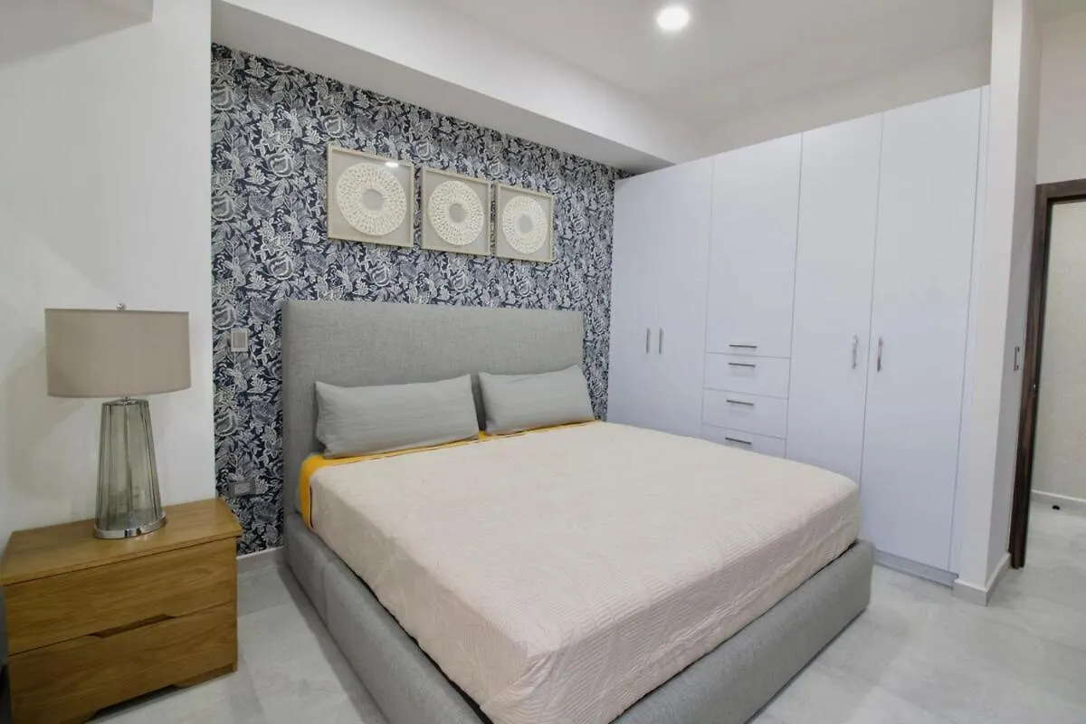 דירה מזטלן Departamento Frente A La Playa Los Pinitos