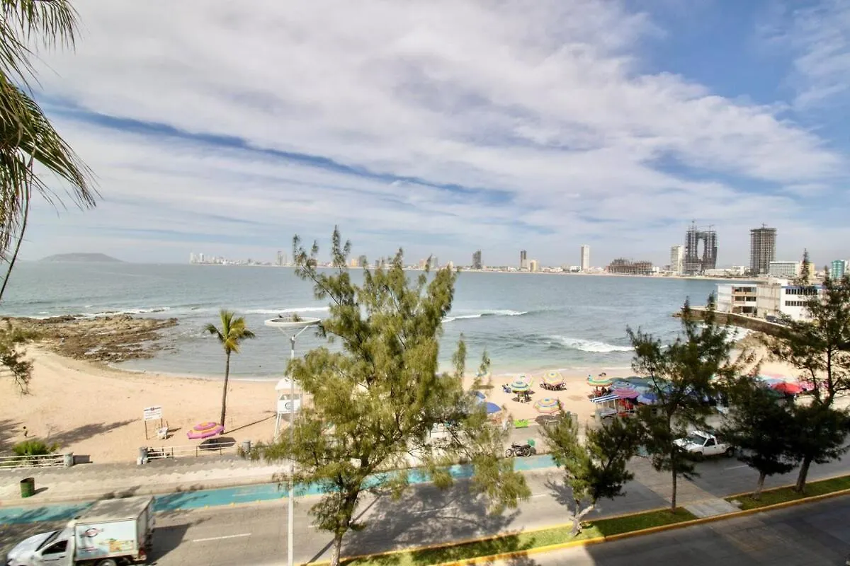 דירה מזטלן Departamento Frente A La Playa Los Pinitos